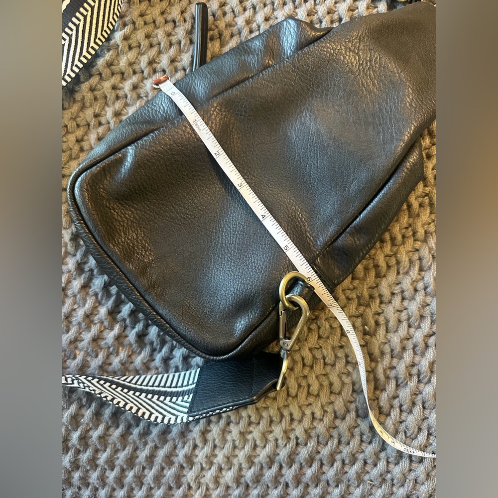 Urban Originals Black Crossbody Sling Bag with Patterned Strap - Picture 9 of 10